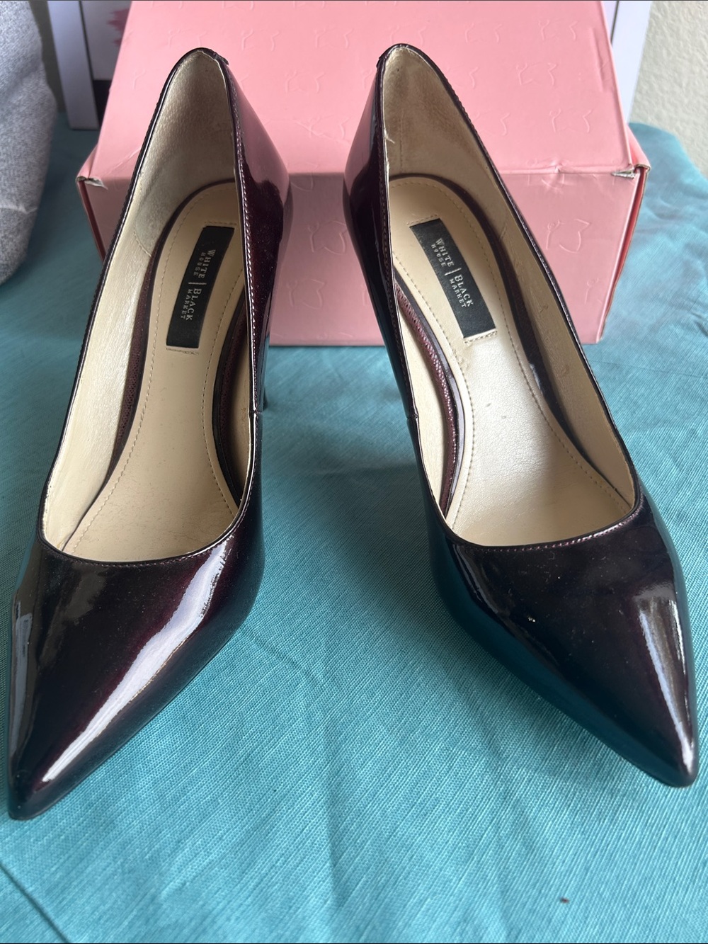 White House Black Market Women's Dark Burgundy Patent Pointed Heels